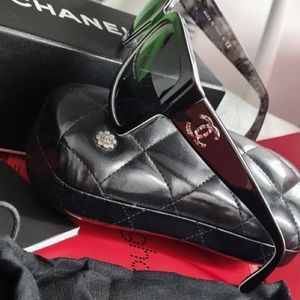 Authentic chanel sunglasses